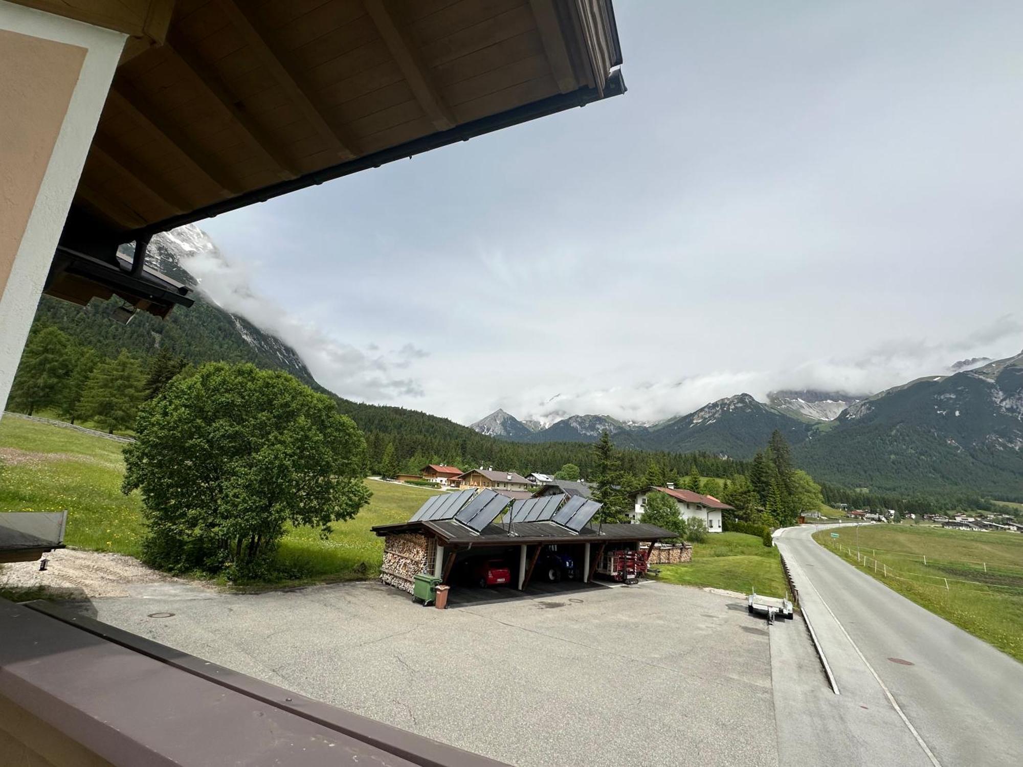 Ferienwohnung Haus am Waldrand Leutasch Exterior foto