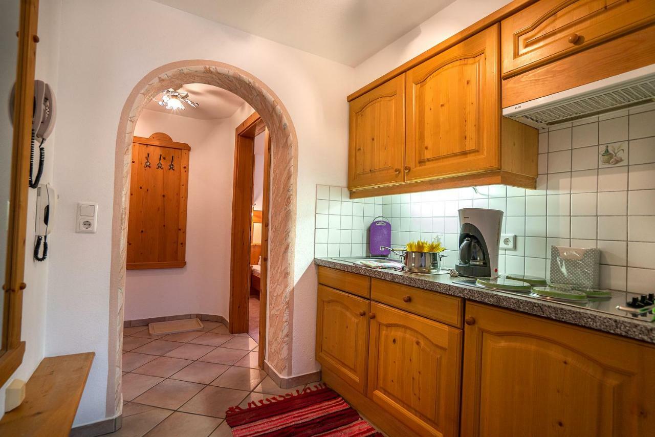 Ferienwohnung Haus am Waldrand Leutasch Exterior foto